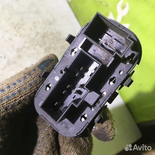 Блок управления стеклоподъемниками Форд Фокус 1