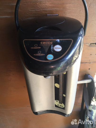 Термопот (чайник-термос)