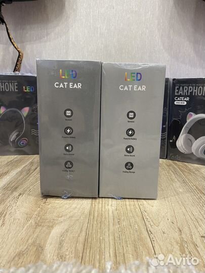Беспроводные наушники с ушками светящиеся CAT EAR