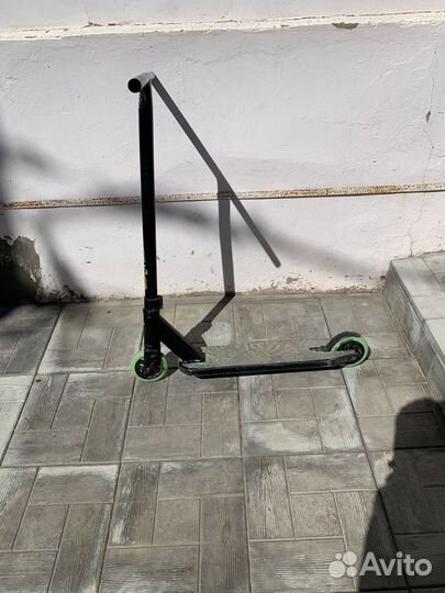 Трюковой самокат tech team duker 101