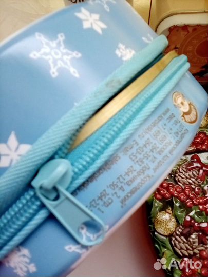 Жестяная коробка Новый год кремлёвский подарок