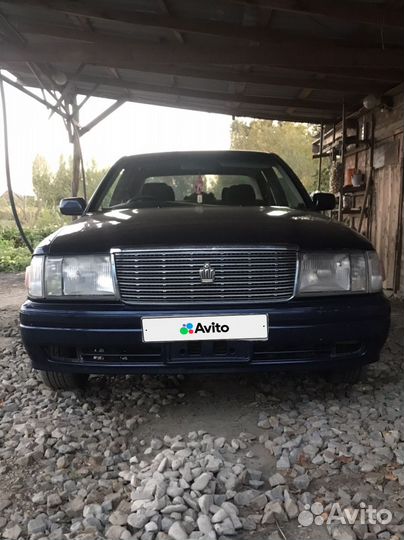 Toyota Crown 2.0 AT, 1998, 300 000 км