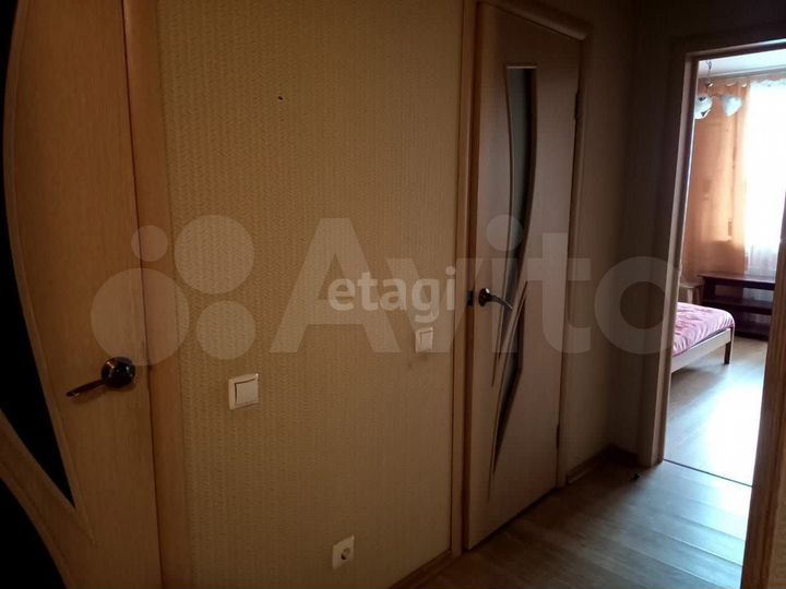 2-к. квартира, 67 м², 8/10 эт.