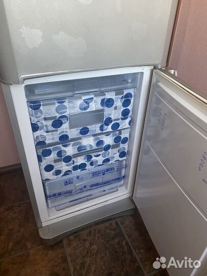 Холодильник Indesit BH 20 S