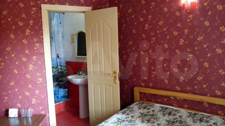 Комната 15 м² в 1-к., 2/2 эт.