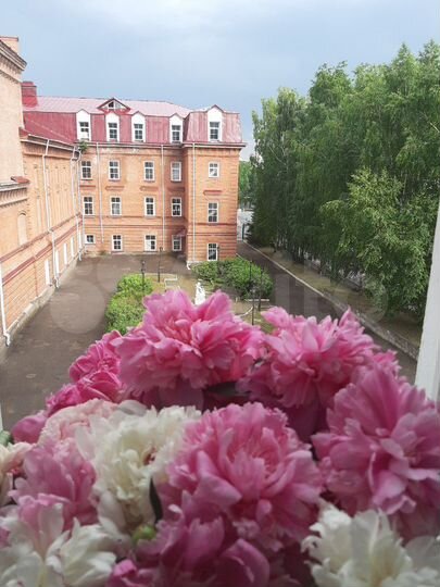 2-к. квартира, 55 м², 3/5 эт.