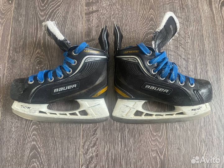 Хоккейные коньки bauer Y12