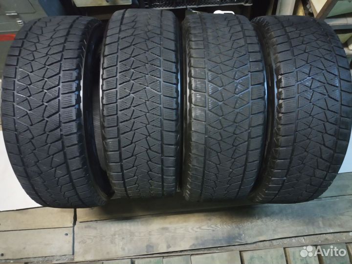 Bridgestone Blizzak DM-V2 225/60 R17