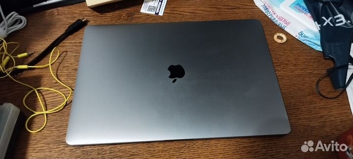Apple MacBook pro Core i9 16GB 1TB