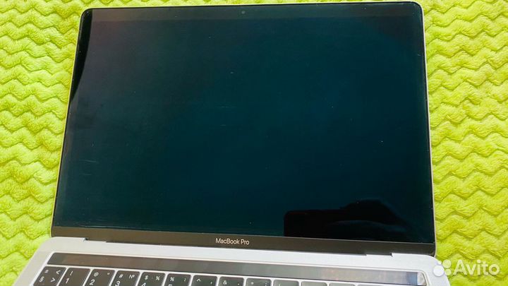 Apple MacBook Pro 2018 с touchbar 256 gb