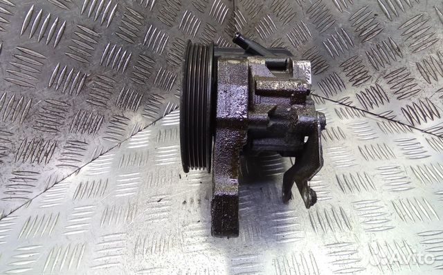 Насос гур 6758565 Land Rover Range Rover 3 LM (200