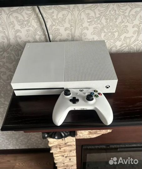 Прокат xbox one s приставки