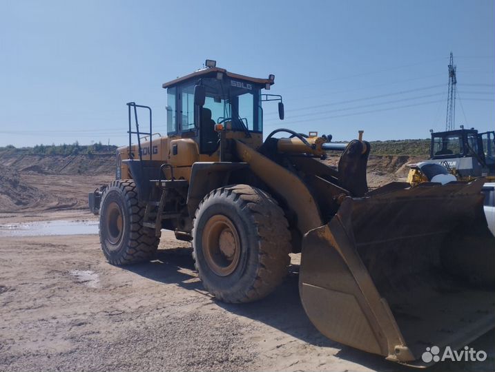 Фронтальный погрузчик SDLG (LGCE) LG956L, 2013