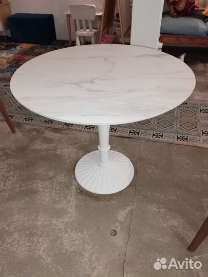 Стол кухонный круглый