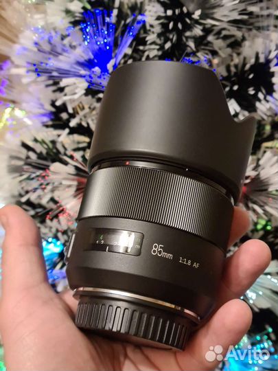 Объектив Meke 85 mm/1.8 автофокус