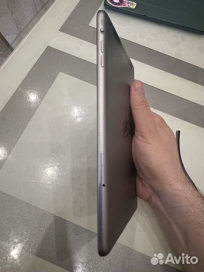 Apple iPad mini 2