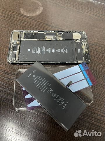 Батарейка на iPhone 7 Plus черный