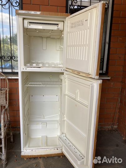 Холодильник