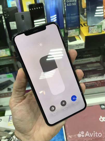iPhone 11 pro max 64 весь в оригинале