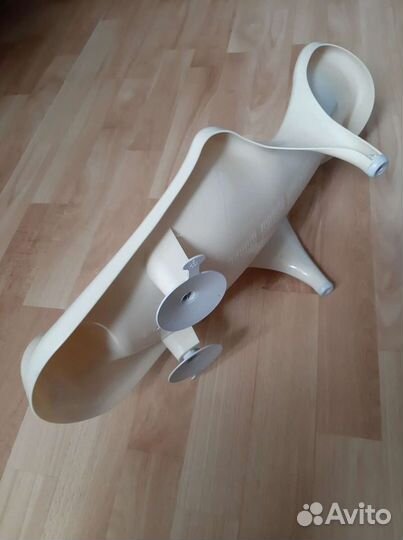 Ванночка для купания с горкой