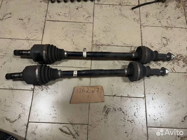 Полуось задняя (приводной вал, шрус) Maserati Ghib