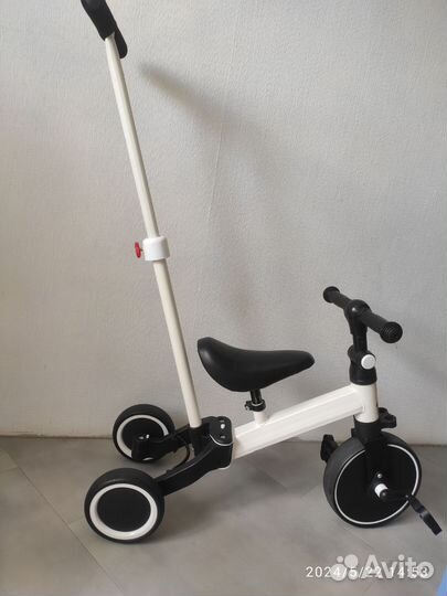 Велосипед беговел 3 в 1