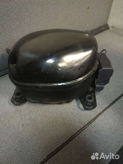 Продам компрессор для холодильника Тошиба. DZ99Y1