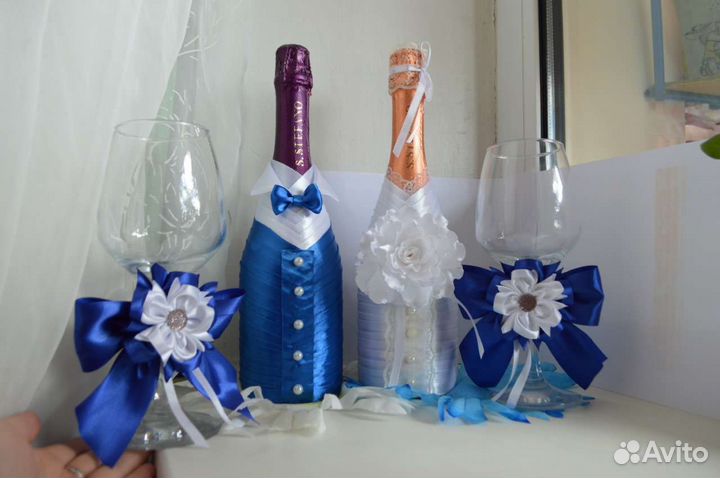 Свадебное украшение на бутылку