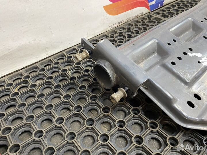 Кронштейн заднего крыла правого Scania 6-series