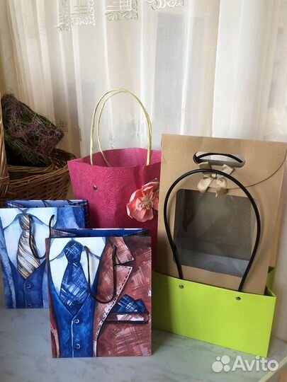 Пакеты подарочные