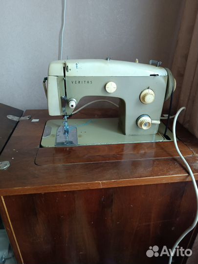 Швейная машинка Veritas