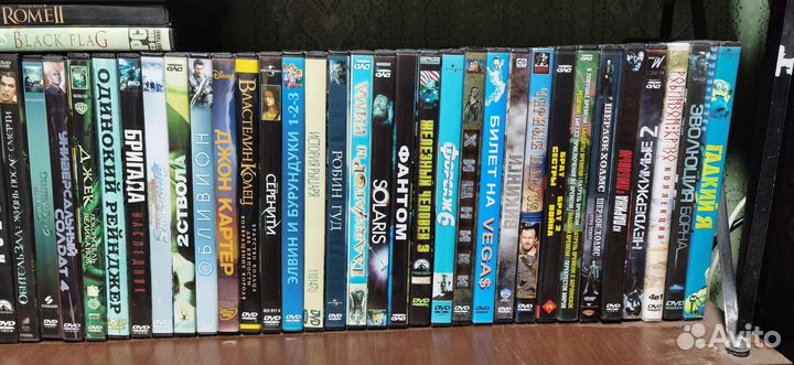 DVD плеер BBK DVP967HD + 150 дисков с фильмами