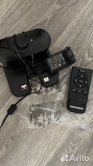 Робот пылесос redmond rv r300