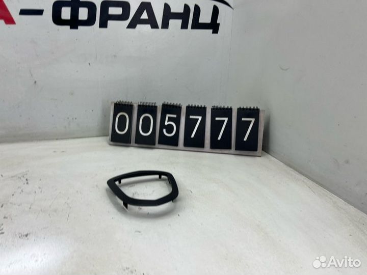Накладка в салоне Peugeot 308 хэтчбек EP6C 2010