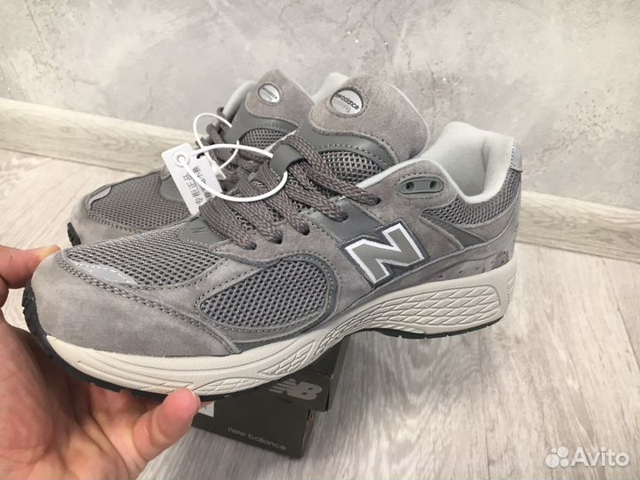 Кроссовки new balance 2002r