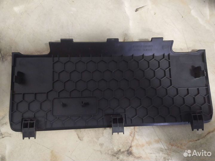 Крышка блока предохранителей volkswagen polo 5