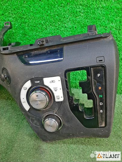 Климат-контроль toyota sienta