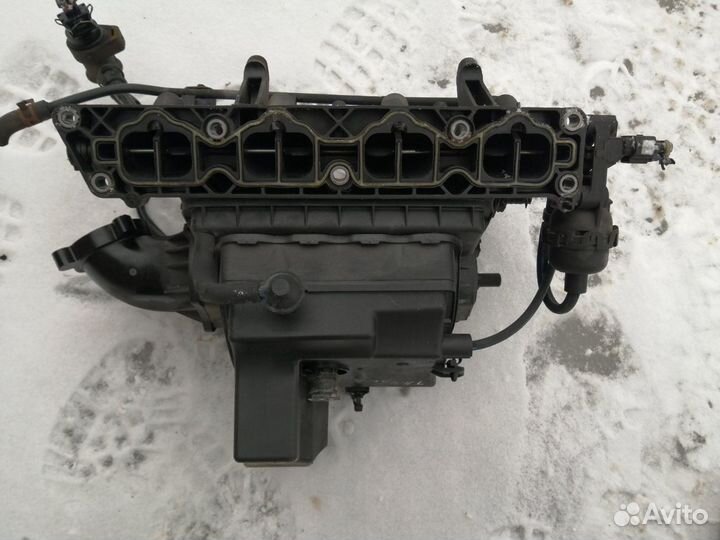 Впускной Коллектор Опель Астра H 1.6 Z16XER