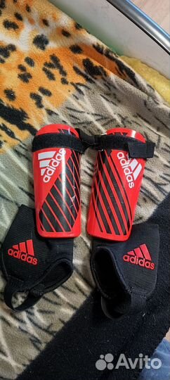 Щитки футбольные детские adidas