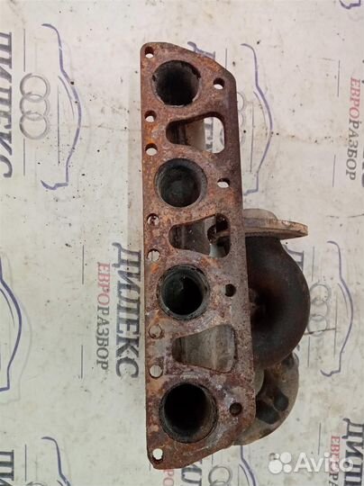 Коллектор выпускной Audi A4 (B6) 2000-2006