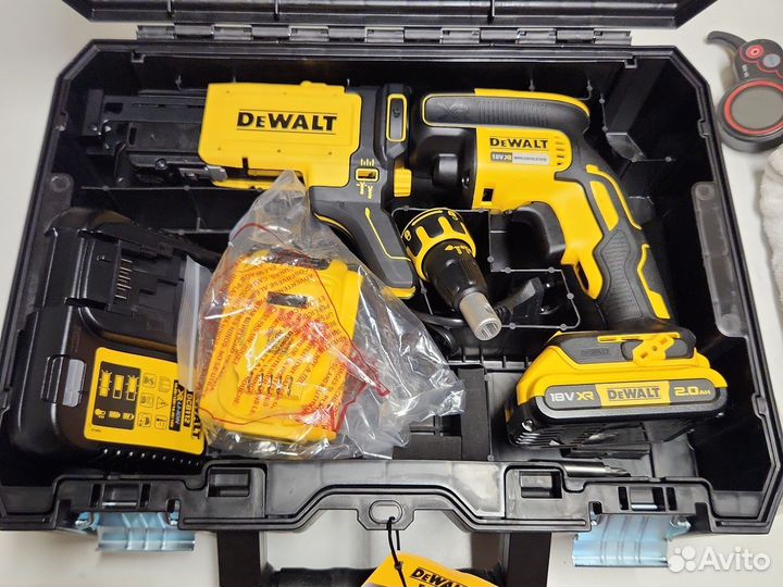 Шуруповерт dewalt