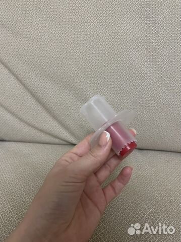 Инструмент для вырезания сердцевины из капкейка