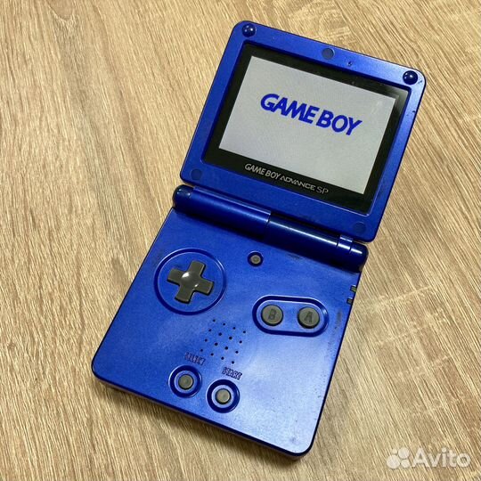 Game Boy Advance SP + картриджи