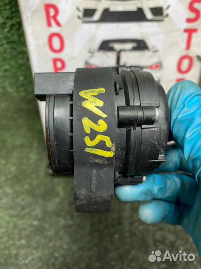 Помпа, насос водяной на Mercedes R-Class, W251