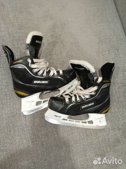 Хоккейные коньки bauer