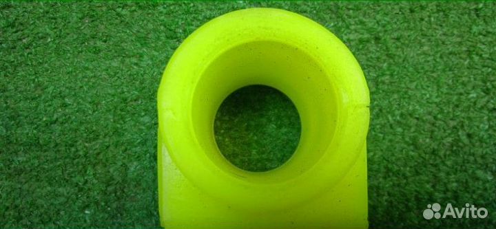 Втулка заднего стабилизатора задняя Land Rover