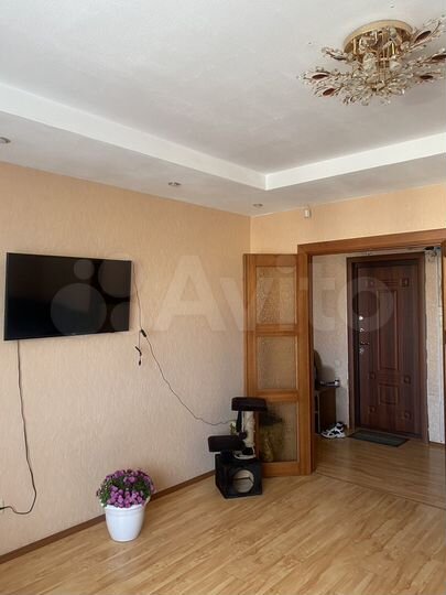 2-к. квартира, 54 м², 7/10 эт.