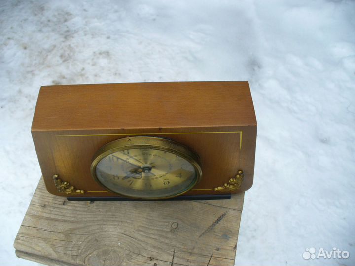 Часы настольные кварцевые янтарь