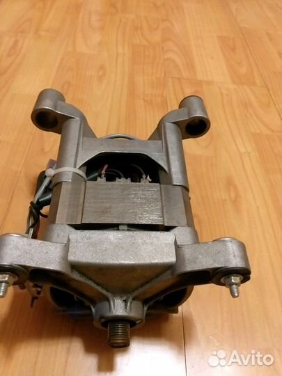 Коллекторный двигатель д/стиральной машины