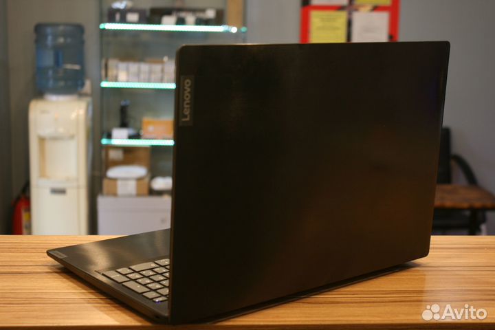 Ноутбук Lenovo (8 Gb Ram / SSD 128gb)